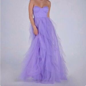 NWT, Windsor Lindsey Bustier A-Line Ruffle Tulle Enchantment Ball Gown.